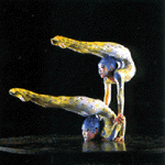 contortionists.gif (30900 バイト)